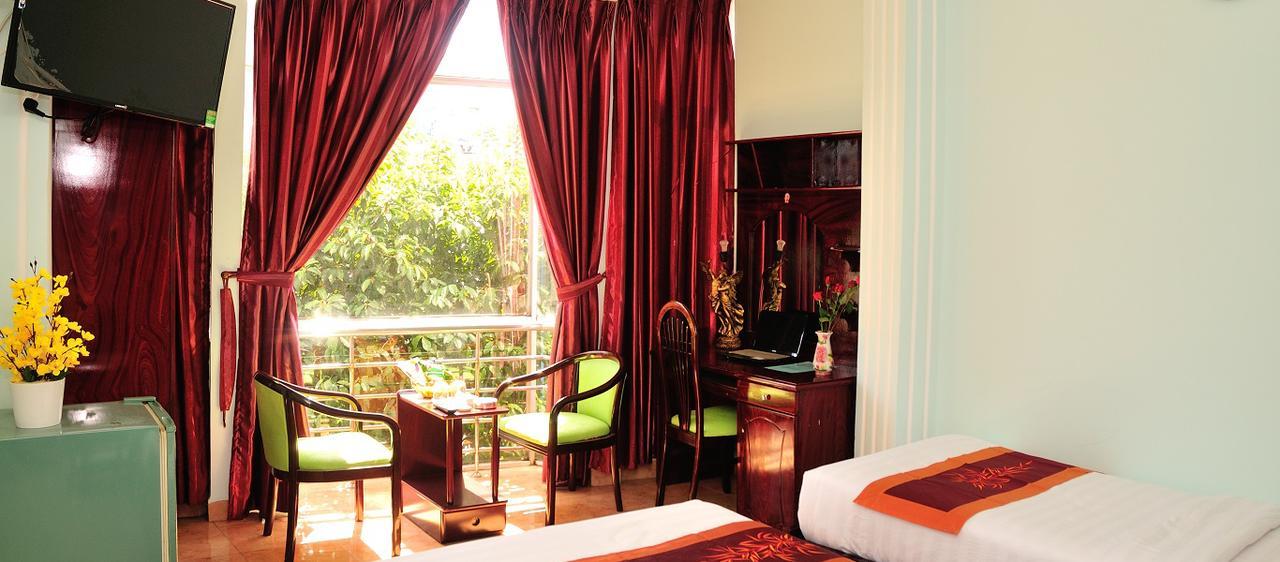 Ha Trang Hotel Thành Pho Ho Chí Minh Esterno foto
