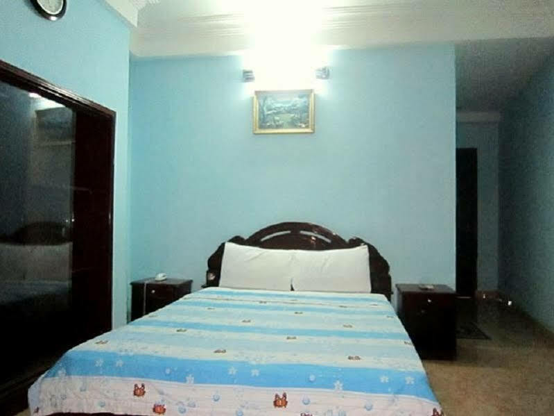 Ha Trang Hotel Thành Pho Ho Chí Minh Esterno foto