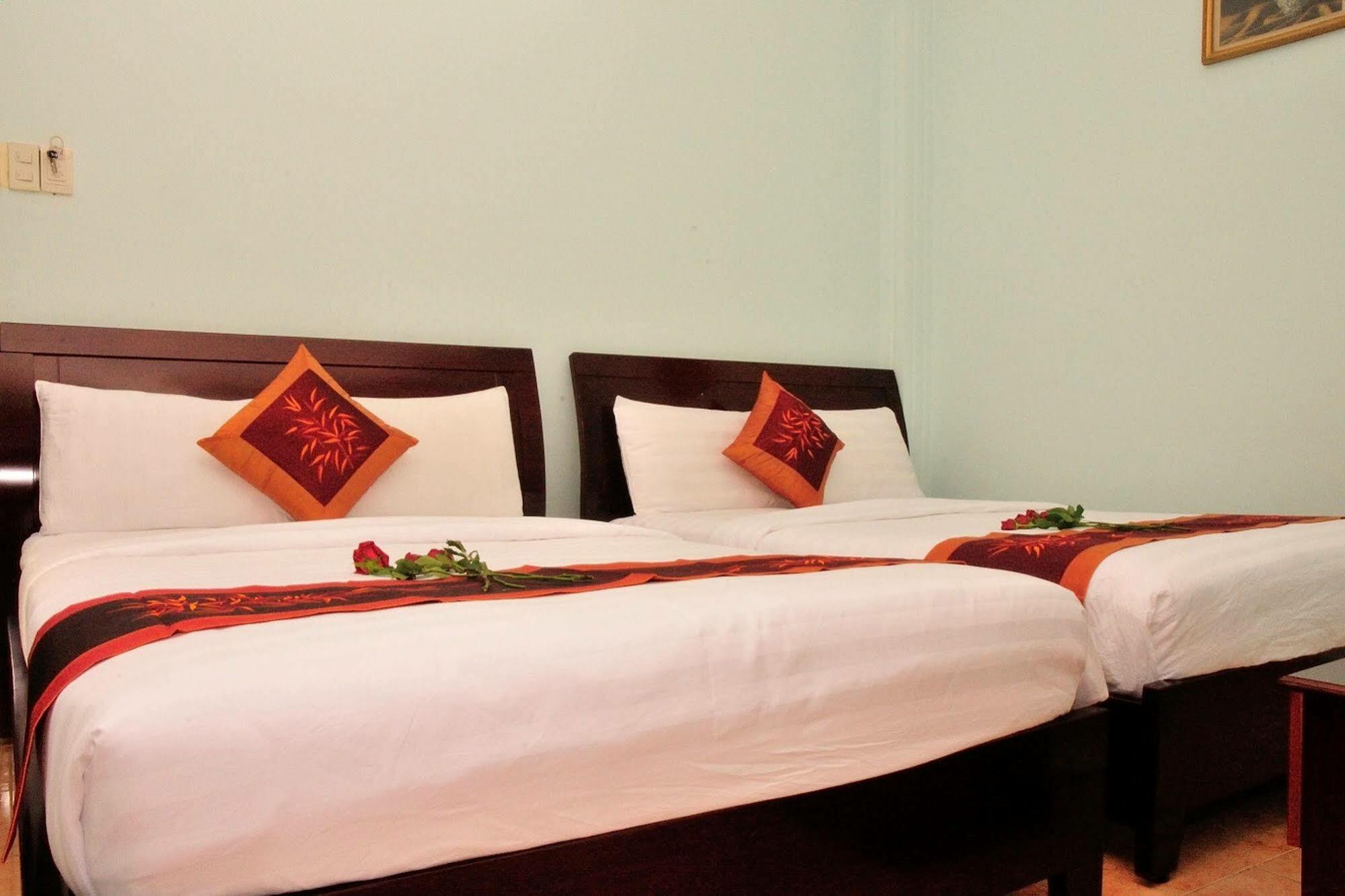 Ha Trang Hotel Thành Pho Ho Chí Minh Esterno foto