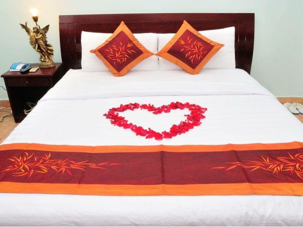 Ha Trang Hotel Thành Pho Ho Chí Minh Esterno foto